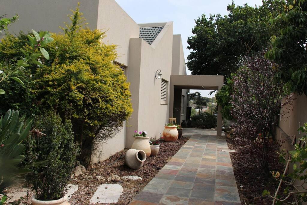 קשת בענן Villa Modi'in Exterior photo